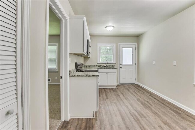 Building Photo - 2591 Connally Dr