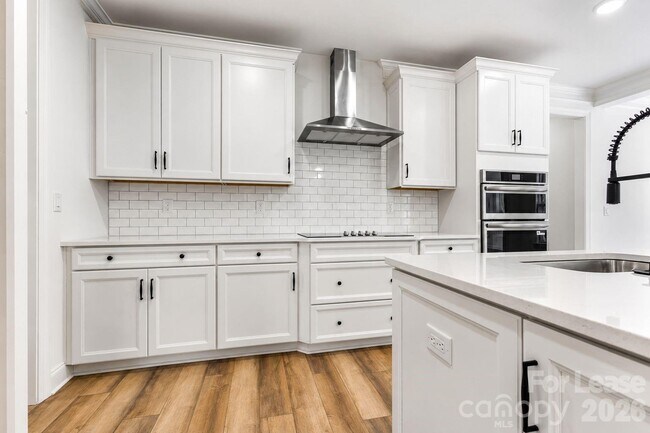 Foto del edificio - 5944 Bakers Point
