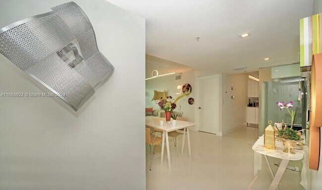 Foto del edificio - 800 Claughton Island Dr