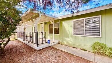Building Photo - 33259 Homestead Ln