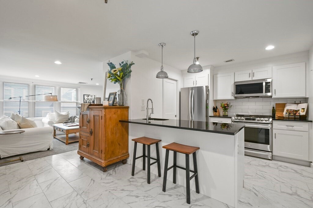 Foto principal - 157 W Sixth St