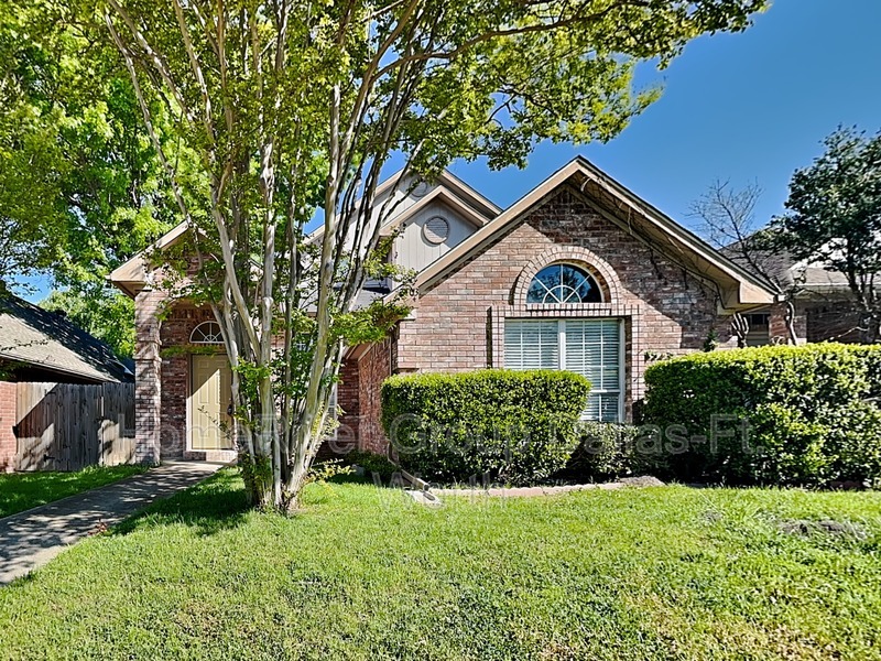 Foto principal - 2403 Weatherby Dr