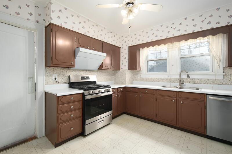 Primary Photo - 1016 Washington Ave