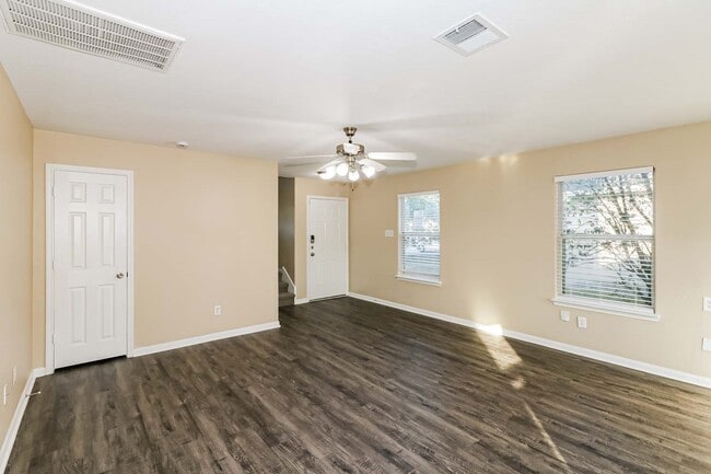 Building Photo - 4606 Canadian River Ct