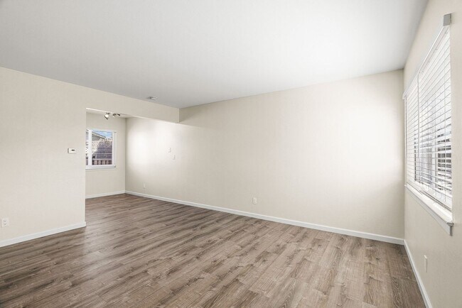 Building Photo - Coastal Comfort in Pleasure Point – Modern 2 Bedroom, 1 Bath