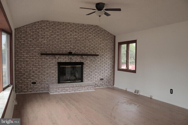 Building Photo - 118 Sylvan Terrace