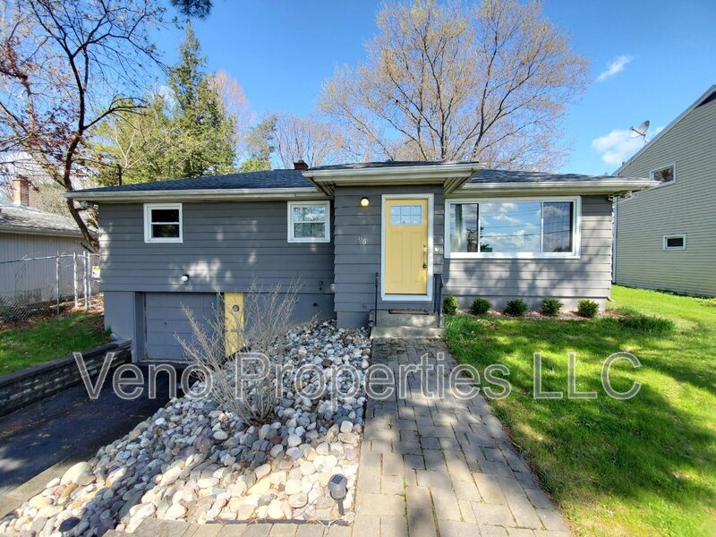 Primary Photo - 85 Forest Ave.