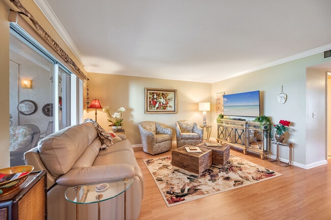 Foto del edificio - 3500 Gulf Shore Blvd N