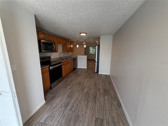 Foto del edificio - 4121 79th St W