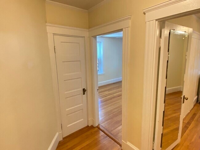 Foto del edificio - 24 Fairfield St