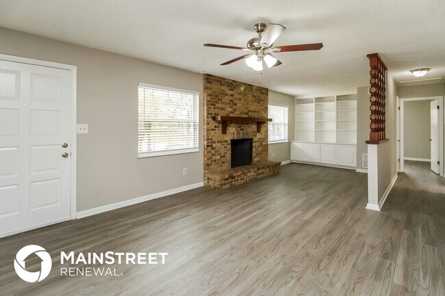 Foto del edificio - 5133 Oak Hill Dr