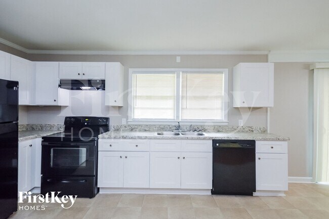 Foto del edificio - 1175 Milstead Ave NE