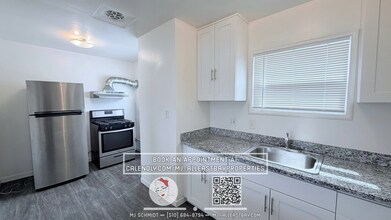 Building Photo - 1046 63rd St