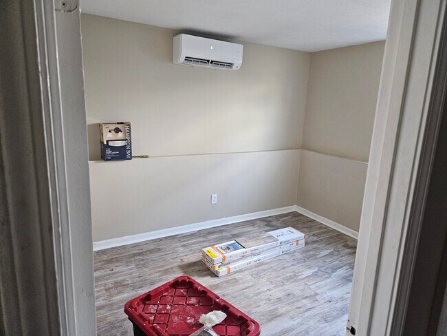 Foto del edificio - 300 Silver St