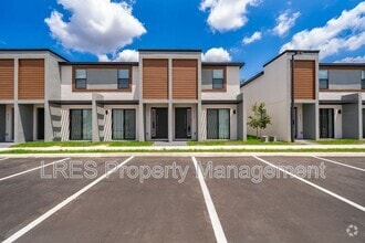 Building Photo - 8773 Zen Dr