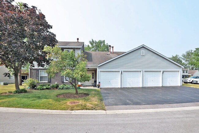 Building Photo - 633 Mallard Ct