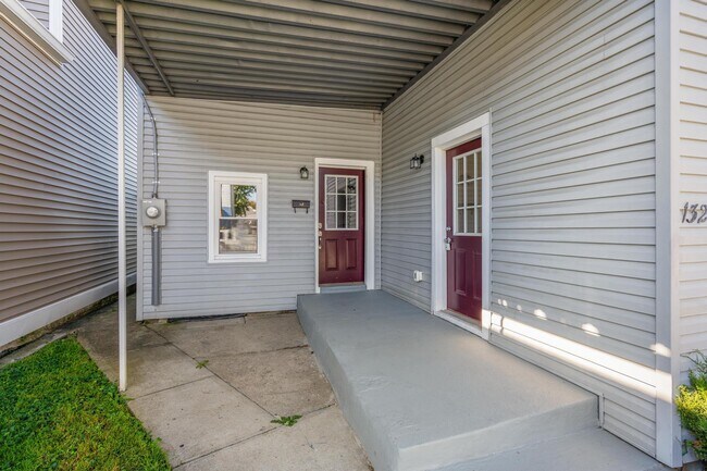 Building Photo - 132 Van Voast Ave