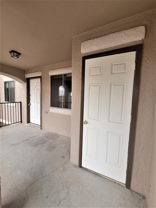 Foto del edificio - 11717 Desert Rain Ct