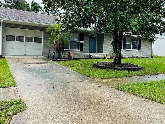 Building Photo - 703 Chadsworth Ave