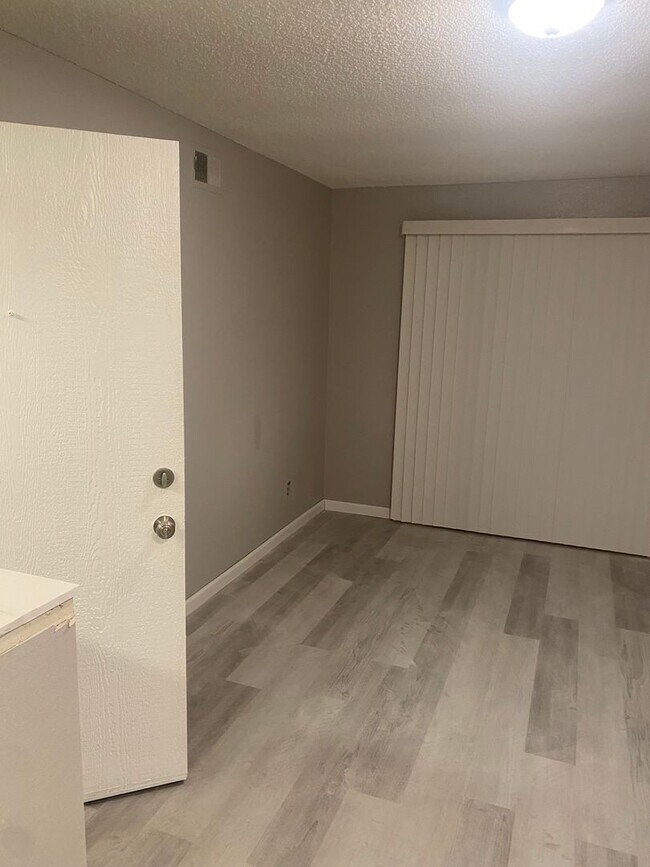 Foto del edificio - 1 Bedroom 1 Bath Condo - San Ysidro