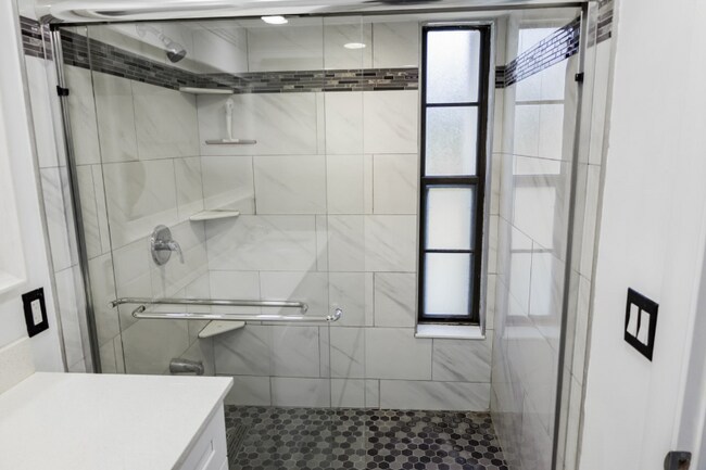 Foto del edificio - 9370 SW 8th St