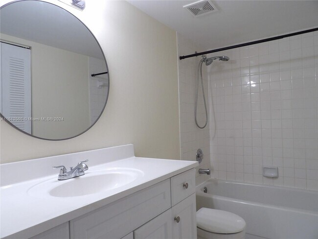 Foto del edificio - 14927 SW 104th St
