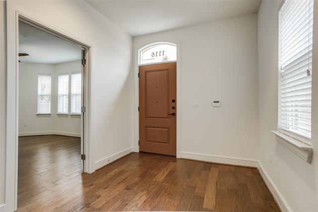 Building Photo - 2500 McKinney Ave