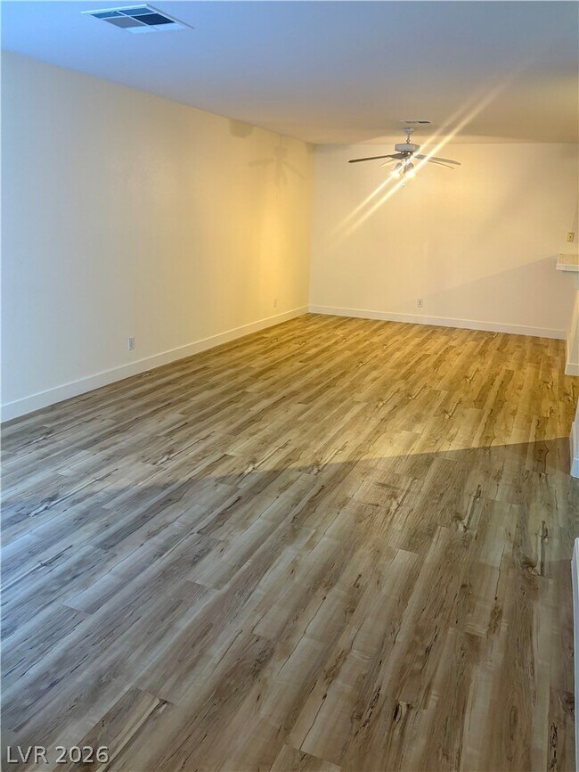 Foto del edificio - 3677 Renovah St