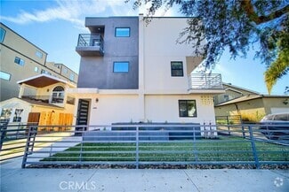 Building Photo - 4455 S Slauson Ave