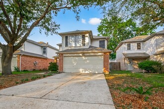 Building Photo - 16318 N Glade Dr