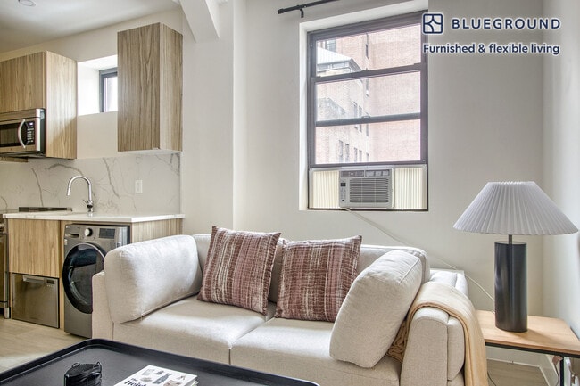 Foto del edificio - 138 E 38th St