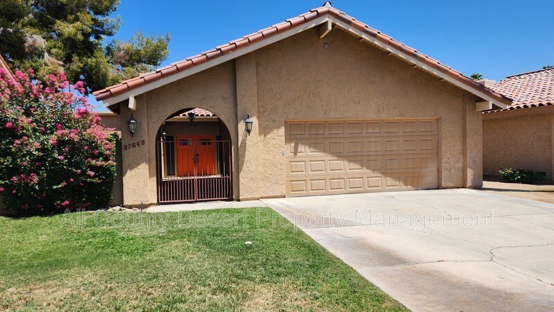 Foto principal - 37640 Los Cocos Dr E