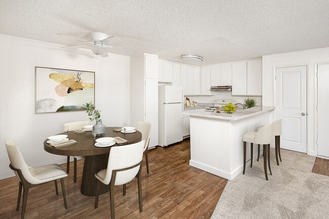 Foto del edificio - Woodbridge Mount Helix "Immediate Move In"