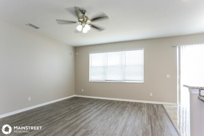 Foto del edificio - 1616 Atlantic Dr, Ruskin, FL 33570