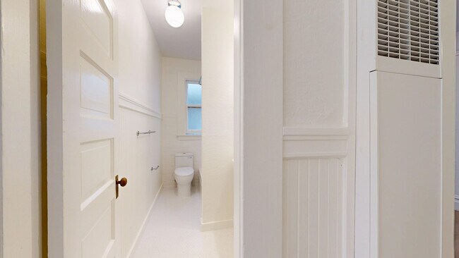 Foto del edificio - 1659 Grant Ave