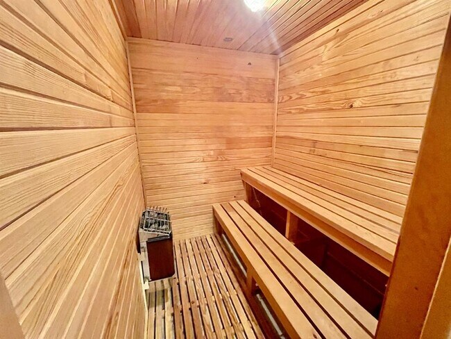 Foto del edificio - 6208 Lost Horizon Dr