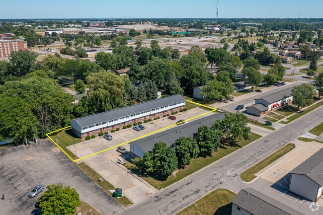 Situated 1 Mile from the Old US Route 27 Corridor - Michigan Edgewood