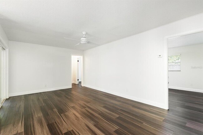 Building Photo - 3413 Bowman Dr