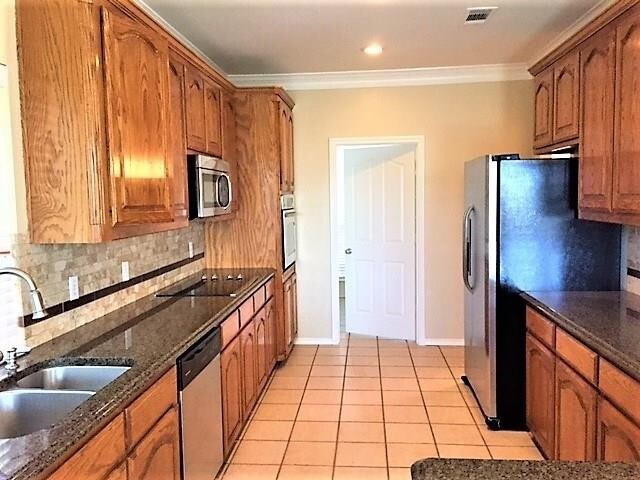 Building Photo - 2700 Calico Rock Dr