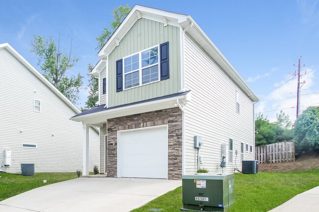 Building Photo - 245 Jimmy Love Ln