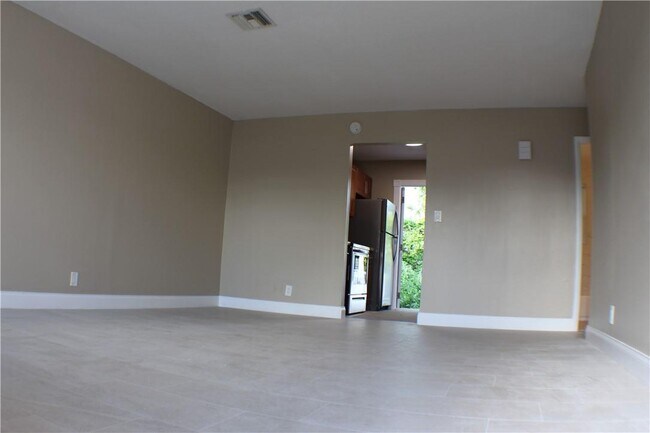 Foto del edificio - 3731 NW 78th Ln