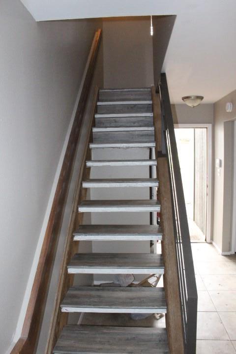 Foto del edificio - 1604 Summer Creek Ct