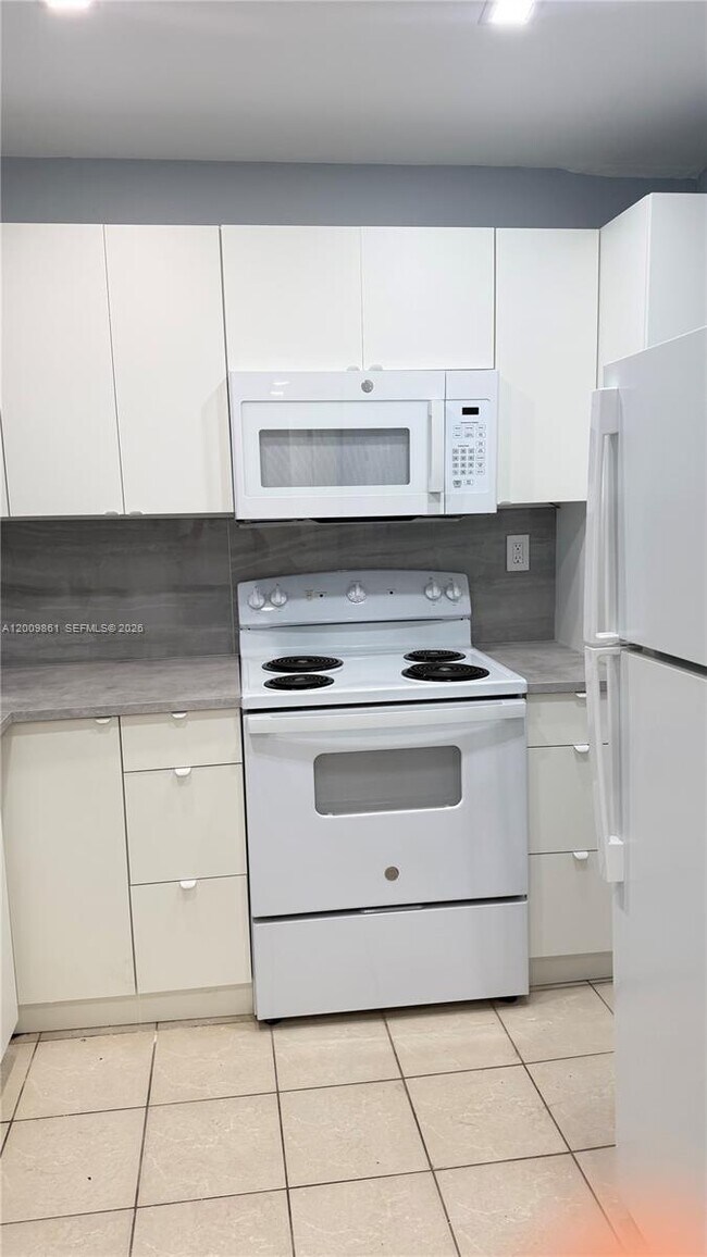 Foto del edificio - 16465 NE 22nd Ave