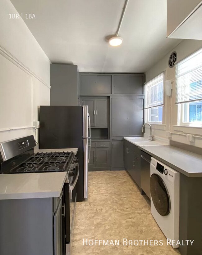 Building Photo - 1515 Pine St San Francisco, CA 94109