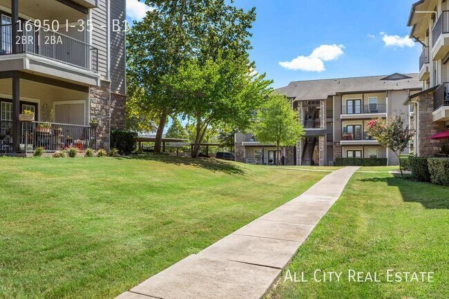 Building Photo - 16950 I-35