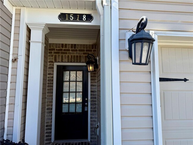 Building Photo - 1518 Brookmere Way