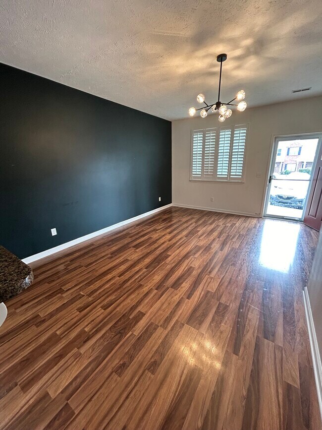 Building Photo - 1041 Capital Funds Ct