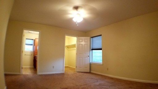 Building Photo - Custom Home in Aztec