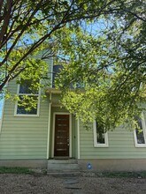 Building Photo - 1809 Singleton Ave