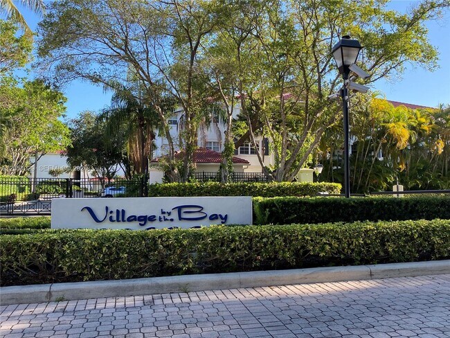 Foto del edificio - 3165 NE 184th St